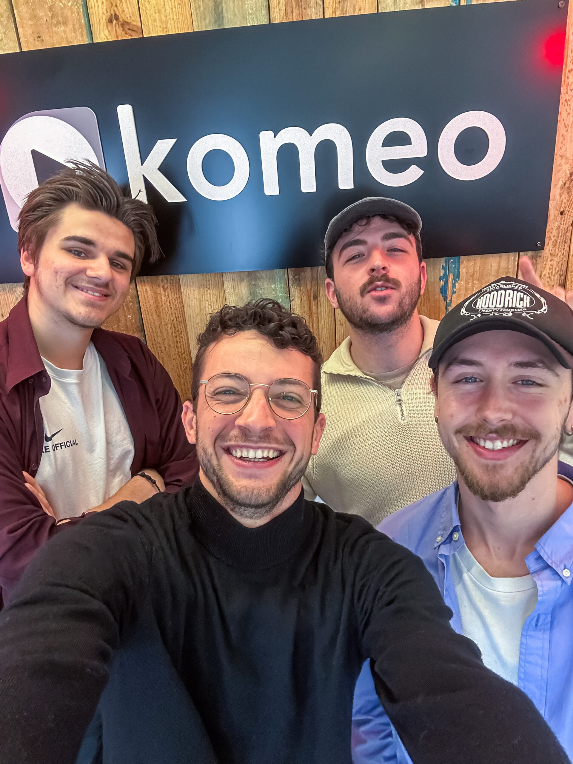 Komeo recrute des vidéastes 🎬